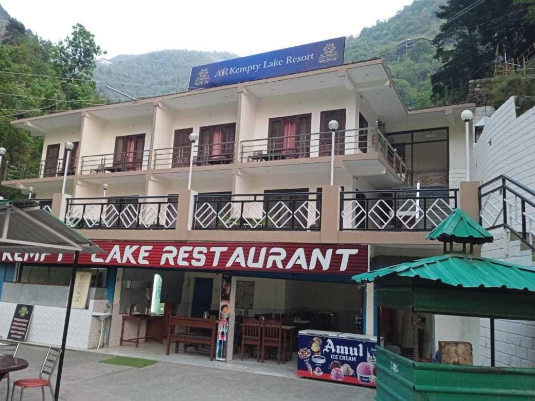 מוסורי Hotel O Kempty Lake Adventure Resort מראה חיצוני תמונה
